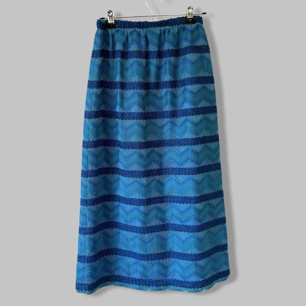 Vintage Doris Wood Teal Blue Chevon Full  Length A Line Skirt